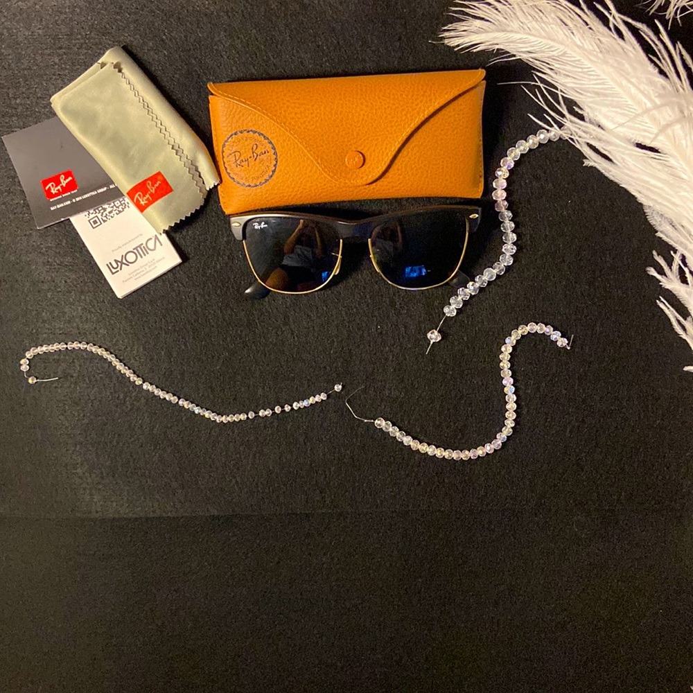 Ray-Ban Clubmaster with case